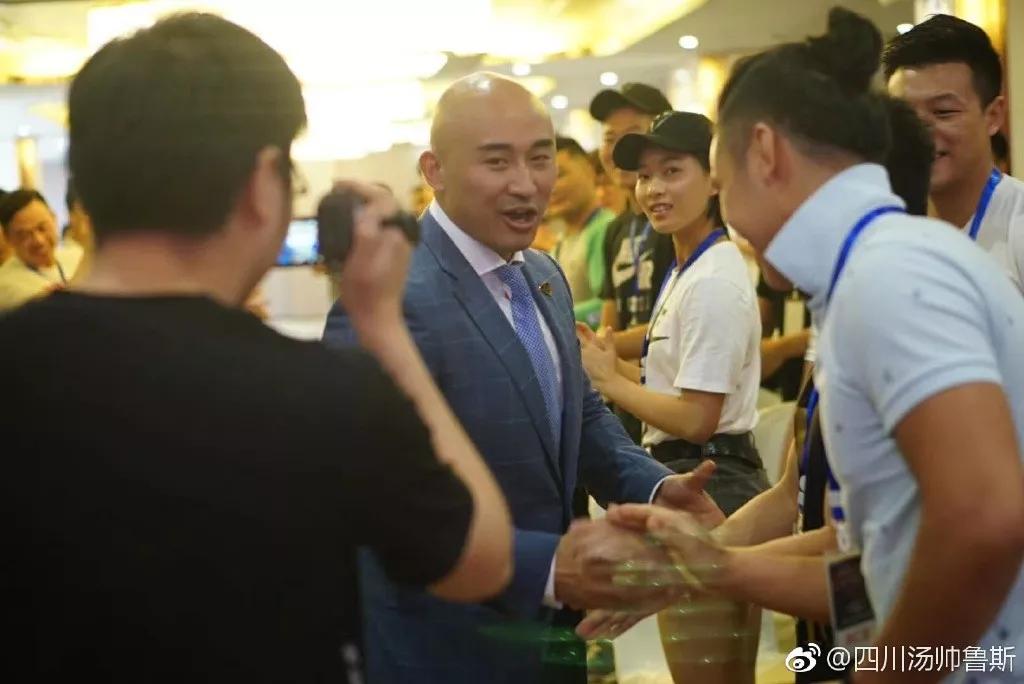 代言健身明星品牌排行榜_明星代言健身品牌_健身代言的女明星