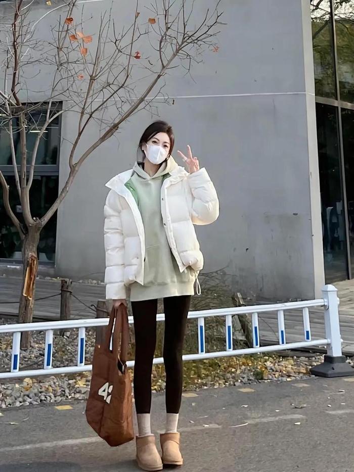 健身女星_健身最美的5位女星_很飒的女明星健身